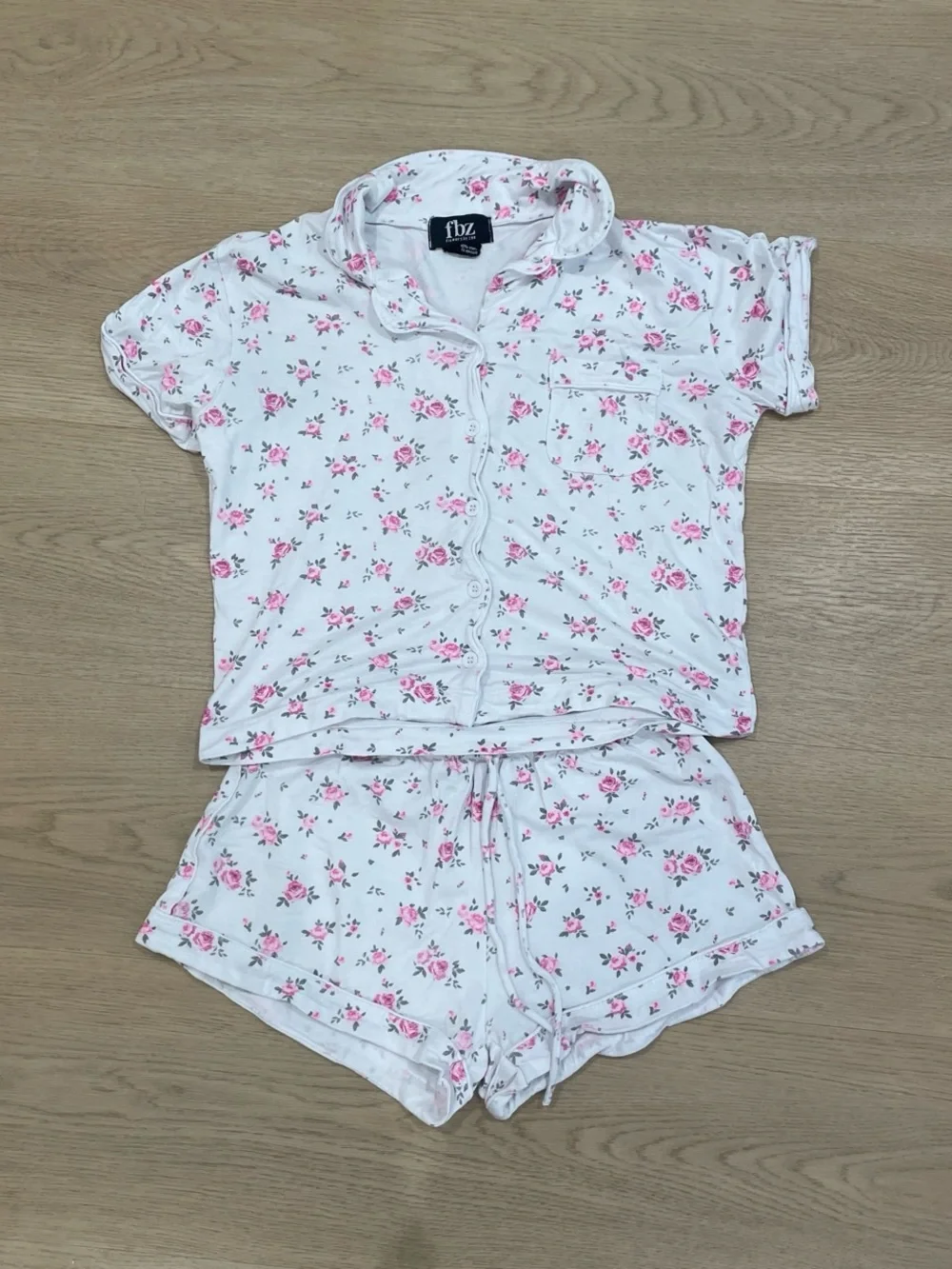 Flowers by Zoe White & Pink Floral Short Pajama Set